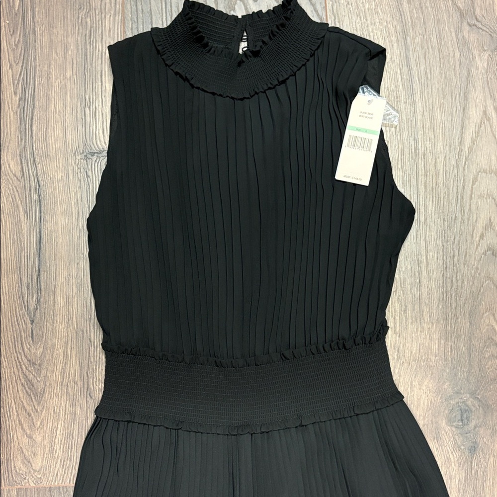 Nanette Lapore NWT Elegant Pleated Black Jumpsuit - size 8 - Picture 6 of 7